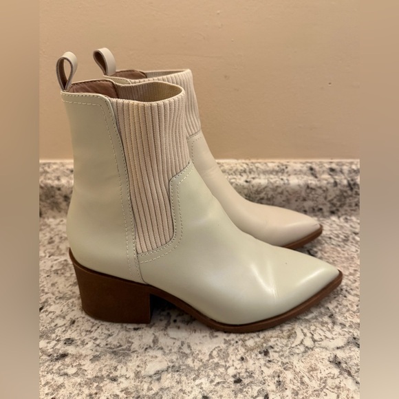 Steve Madden Shoes - Steve Madden Cream Ankle Booties